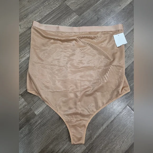 Nwot SKIMS High Waist Seamless Body Shaper Thong Pants Shapewear 3x Plus Torrid - Picture 12 of 12